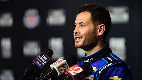 Fired NASCAR driver Kyle Larson races to World of Outlaws win ...