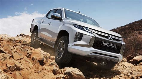 2019 Mitsubishi L200 Revealed With Dynamic Shield Design Language - autoevolution