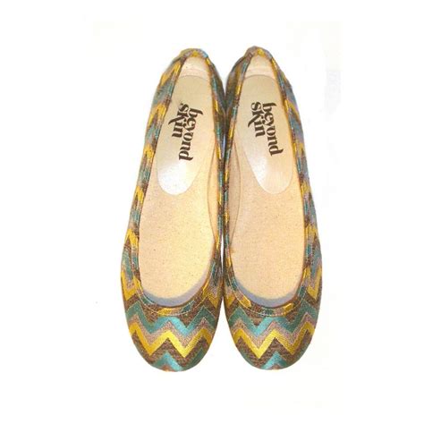 cute chevron flats! (and vegan!) | Vegetarian shoes, Vegan shoes, Clothes horse