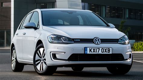 2017 Volkswagen e-Golf 5-door (UK) - Wallpapers and HD Images | Car Pixel