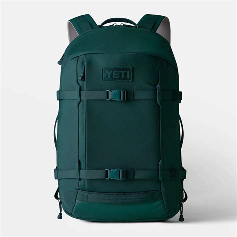 25 Best Travel Backpacks That Fit Under Airplane Seats in 2021 | SPY