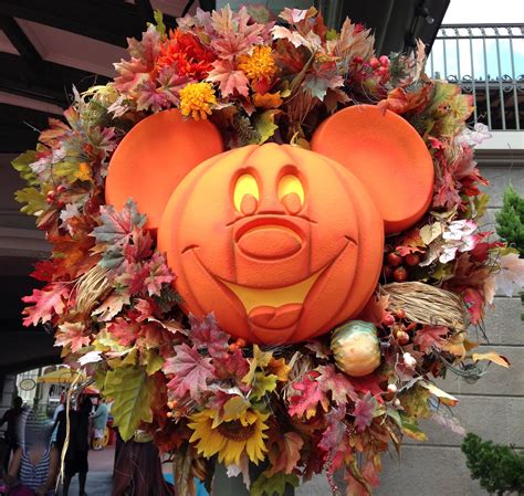 The Disney World Files: Fall Decorations in the Magic Kingdom