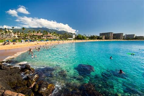 The 5 Best Snorkeling Spots on Maui - Hawaii Magazine