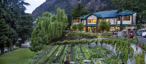 Shervani Hilltop Nainital an amazing 4* Garden Resort i