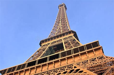 Eiffel Tower Picture. Image: 1433776