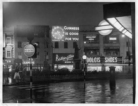 Tooting Broadway c1960 | London history, Vintage london, Old london