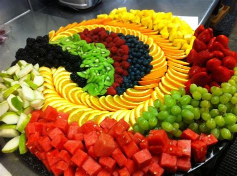 93 best images about Pretty Fruit Trays on Pinterest | Strawberry fruit ...