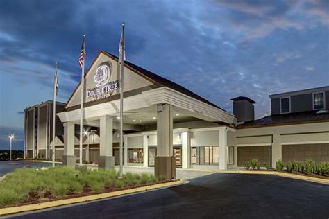 DOUBLETREE BY HILTON HARRISONBURG $101 ($̶1̶4̶4̶) - Updated 2020 Prices & Hotel Reviews - VA ...