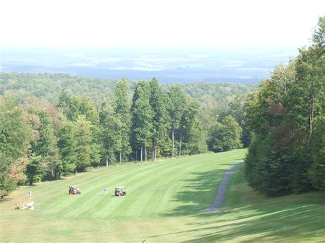 Golfing at Hidden Valley Resort. www.hiddenvalleyresort.com | Resort, Ski resort, Summer activities