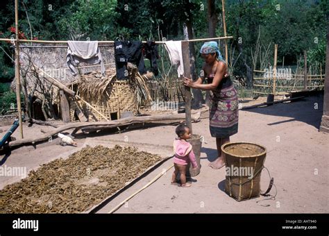 Khmu laos hi-res stock photography and images - Alamy