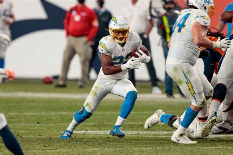 Former Chargers Running Back Announces Surprise Retirement - Sports Illustrated Los Angeles ...