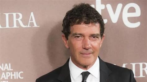 Antonio Banderas Biography | Wife, Spouse, Young, Age, Net Worth ...