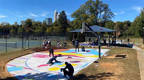 UNC Charlotte Students Transform Park Basketball Courts Into Street ...