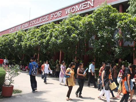 Hanging out at Delhi’s best colleges | education$higher-studies | photos | Hindustan Times