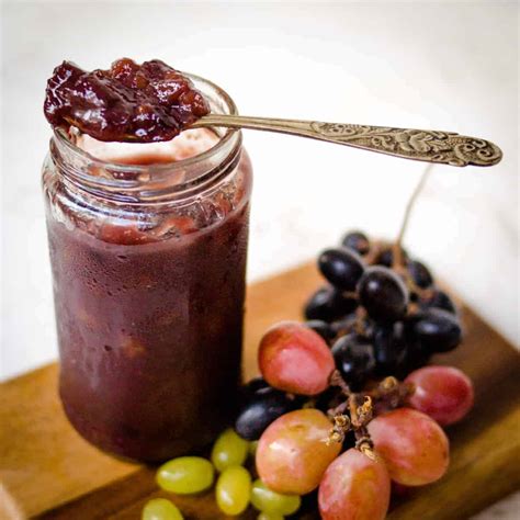 Grape Jam - Recipe52.com