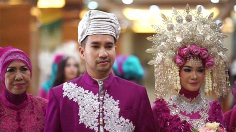 Minang Wedding Ceremony - Resepsi Pernikahan Adat Minang (ig ...