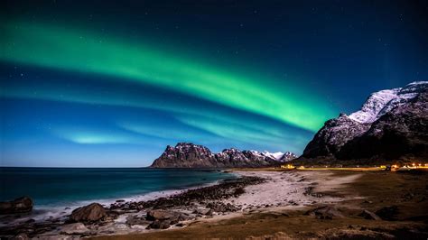 Lofoten Islands Northern Lights wallpaper | colorful | Wallpaper Better