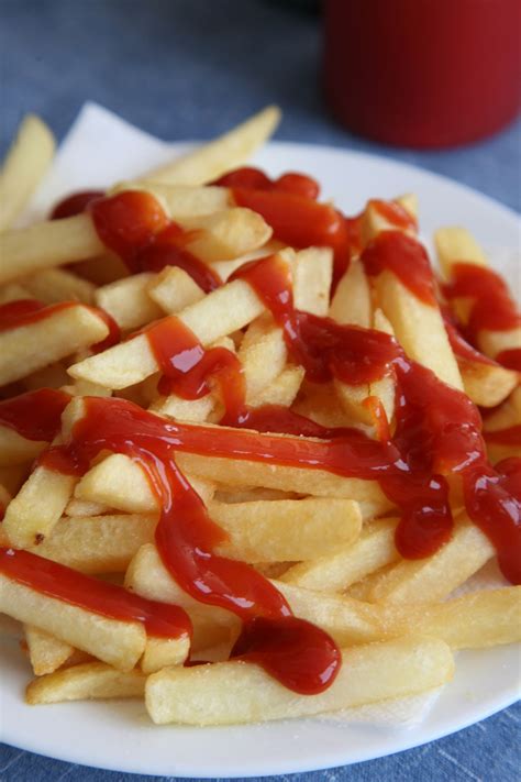 potato chips french fries tomato sauce | Food, Food drink, Food recipes