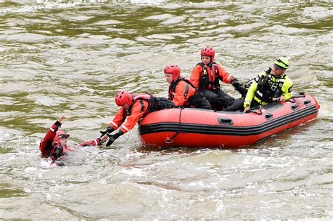 178th Airmen gain swift water rescue skills > 178th Wing > News