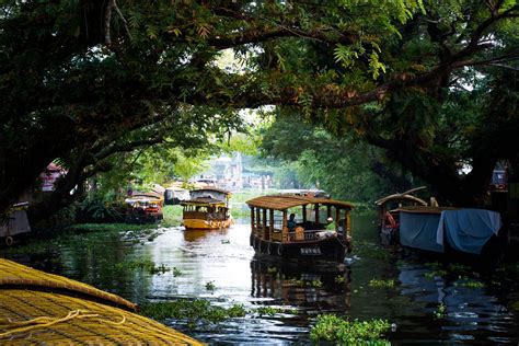 Guide To The Alleppey Backwaters In Kerala - Lost With Purpose | Cool places to visit, Kerala ...