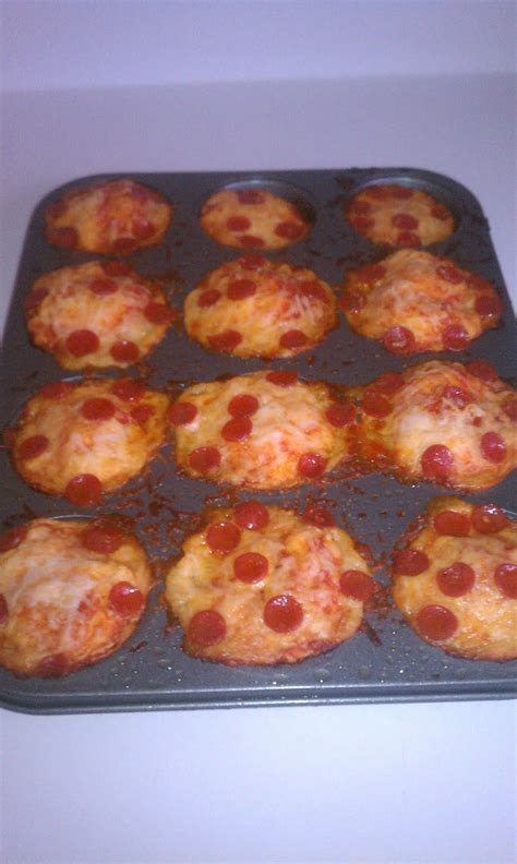 To Pin Or Not To Pin: Cupcake Mold Pizzas