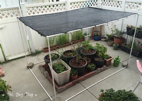 DIY: Freestanding Shade Canopy for Garden | Shade cloth garden ...