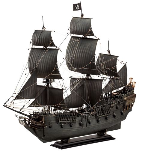 Scalehobbyist.com: Black Pearl - Disney Pirates of the Caribbean by Revell of Germany