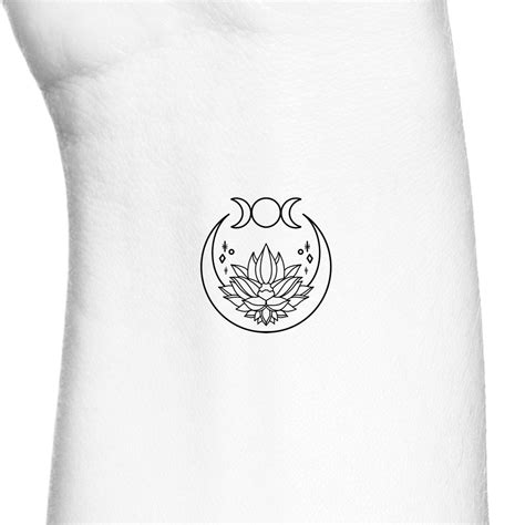 Mini Tattoos, Flower Tattoos, Body Art Tattoos, Tatoos, Goddess Tattoo, Moon Goddess, Wicca ...