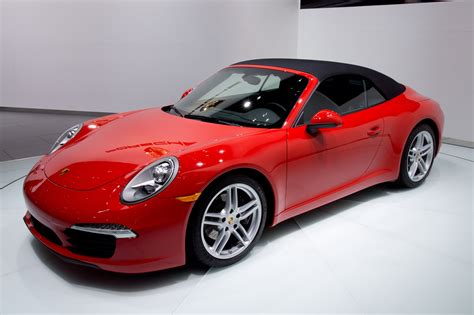 Photo of 2012 NAIAS Red Porsche 991 convertible (world premiere)