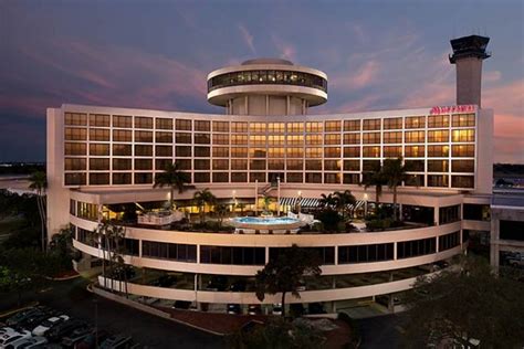 Tampa: Airport Hotels near TPA: Airport Hotel Reviews: 10Best