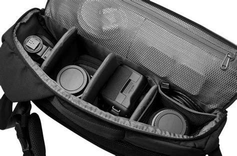 Incase Sling Pack Camera Bag | Gadgetsin