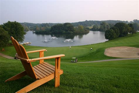 Grand Geneva Resort & Spa, find the best golf getaway in Wisconsin