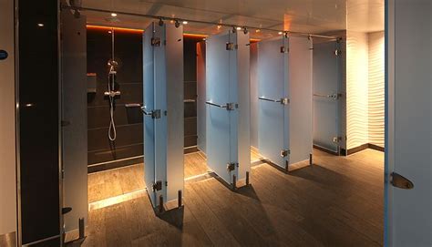 Locker room shower, Gym design interior, Gym interior