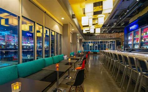 Aloft Tampa Downtown | Modern 3-Star Hotel on Tampa Riverwalk