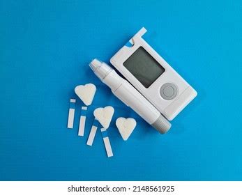 Glucometer Accuracy Stock Photos and Pictures - 60 Images | Shutterstock