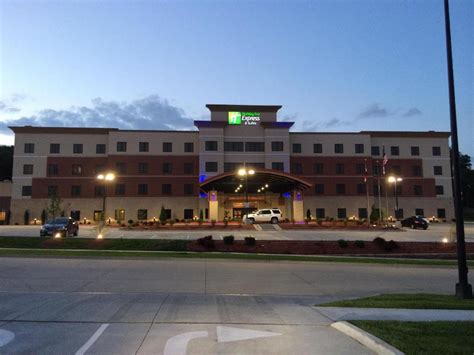 Holiday Inn Express and Suites Columbia University Area in Columbia (MO ...