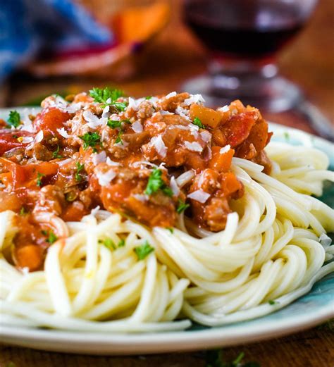 Easy Healthy Turkey Bolognese - Larder Love