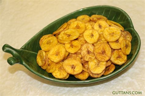 Banana Chips Recipe | Ethakka Upperi Recipe | Kaya Varuthathu | Guttans