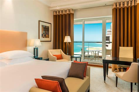 Hotel Rooms & Amenities | Grosvenor House, a Luxury Collection Hotel, Dubai