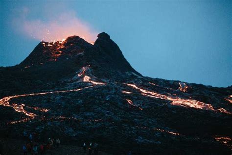 Reykjavík: Erupting Volcano Hike and Reykjanes Tour | GetYourGuide