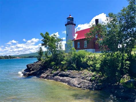 Lake Superior Lighthouses - Lake Superior Circle Tour