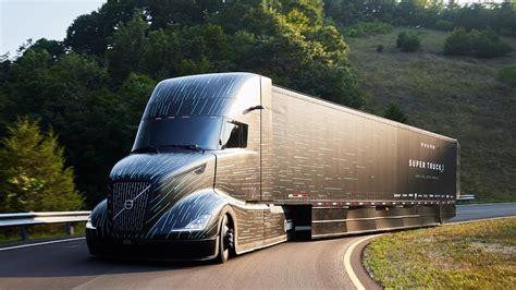 Volvo Trucks – SuperTruck 2 exceeds freight efficiency goals - YouTube