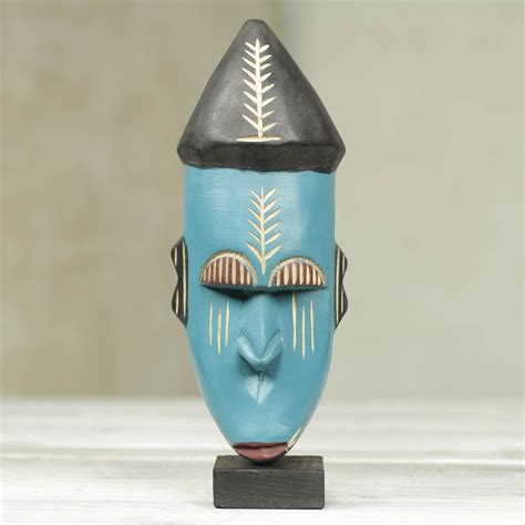 UNICEF Market | Handmade Wood African Warrior Mask Sculpture - Asafo