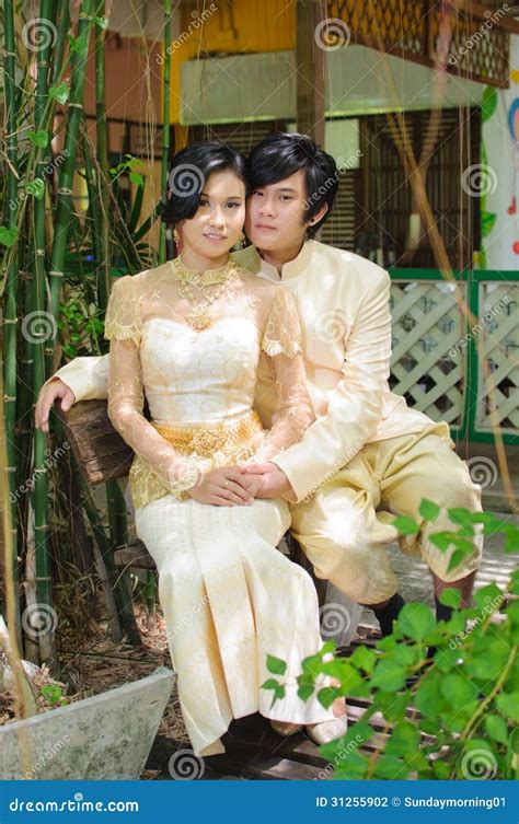 A Traditional Wedding Dress, Thailand. Stock Photo - Image of cheerful, asian: 31255902