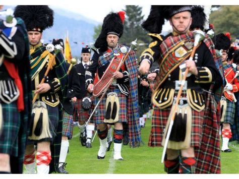 Scottish festivals show their strength | Scottish festival, Highland games, Festival