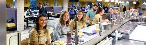 Dining on Campus, Food Options & Meal Plans | Loras College