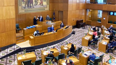 Oregon House gets a new leader as 2022 ‘short’ session begins - OPB