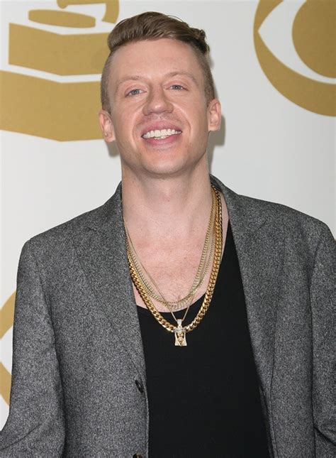 Macklemore Picture 32 - 2013 MTV Video Music Awards - Press Room