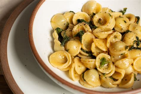 Stanley Tucci shares a pasta recipe from Italy's Puglia region - KTVZ