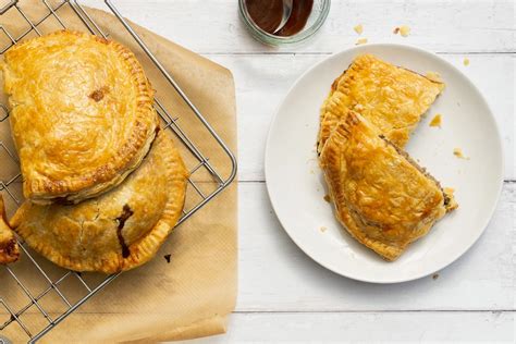 Forfar Bridie Recipe - Scottish Handheld Meat Pies - Scottish Scran